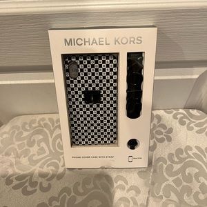 Michael Kors checker board XS MAX iPhone case